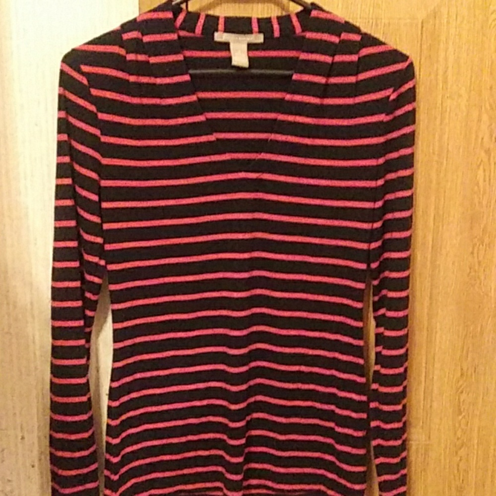 Black and pink striped v neck long sleeve
